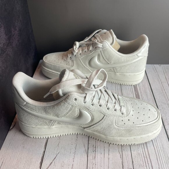 NIKE AIR FORCE 1 '07 (WOMEN) 7.5 - Picture 11 of 13